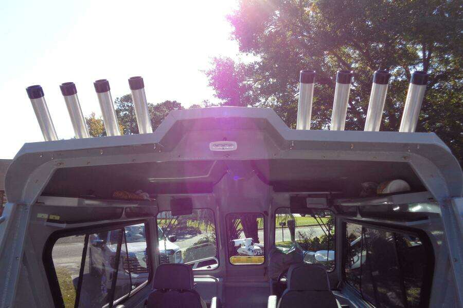 25ft Hewes Yacht For Sale