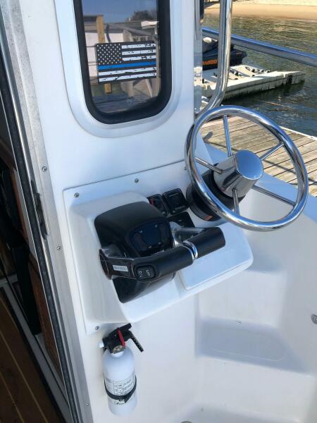 30' 2017 Osprey Pilothouse 30 Fisherman