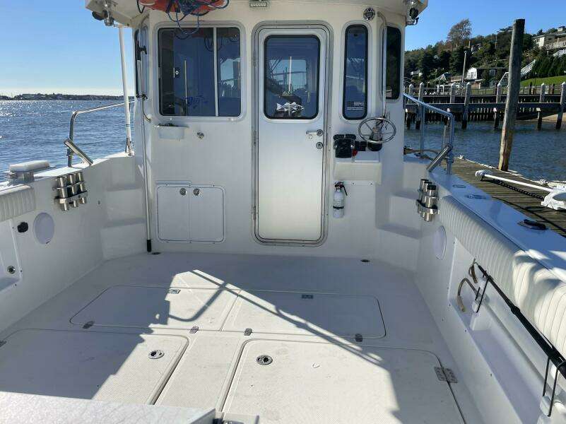 30ft Osprey Pilothouse Yacht For Sale
