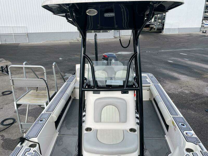 22ft Sea Born Yacht For Sale