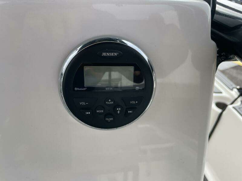 22ft Sea Born Yacht For Sale