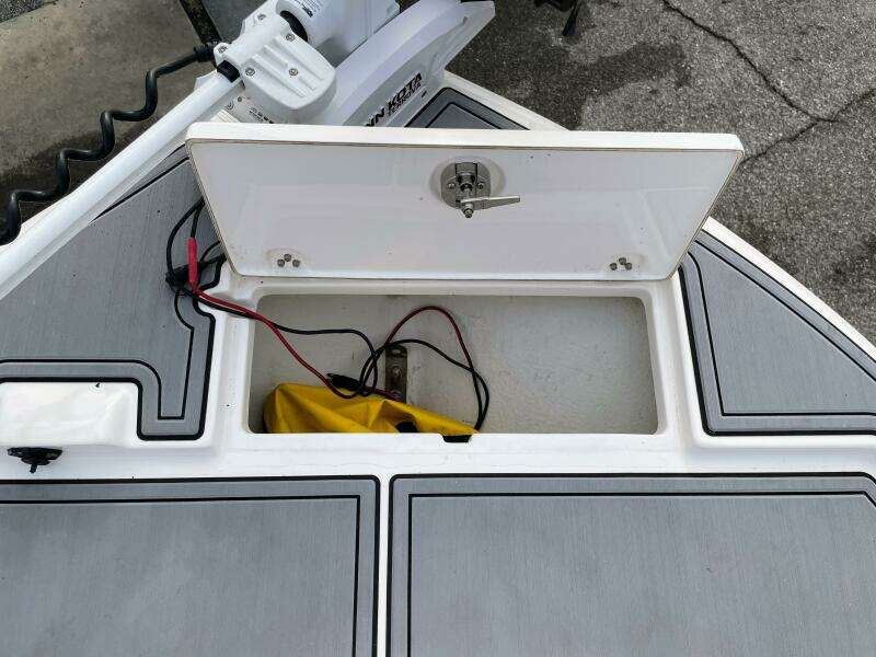 22ft Sea Born Yacht For Sale