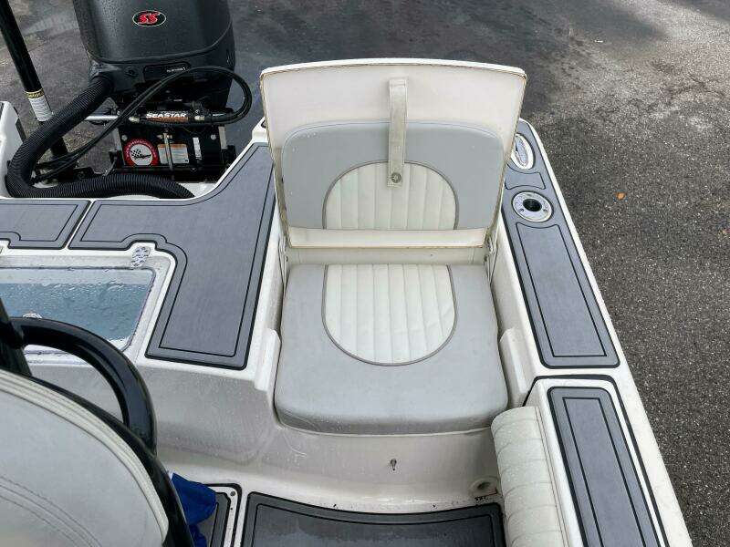 22ft Sea Born Yacht For Sale