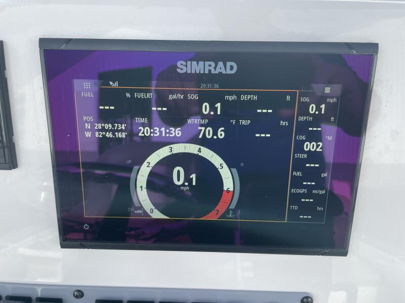 22' 2019 Sea Born FX22