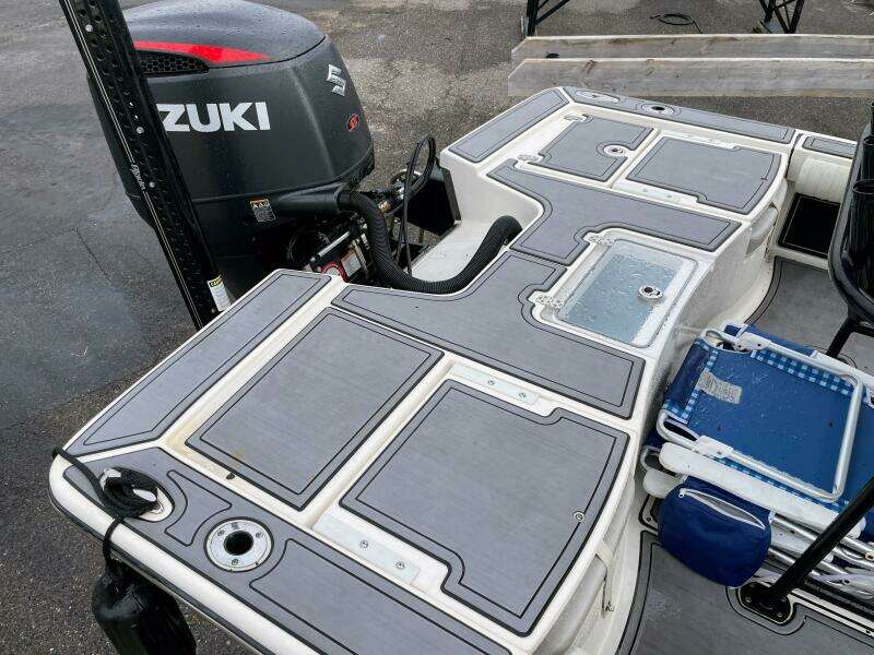 22ft Sea Born Yacht For Sale