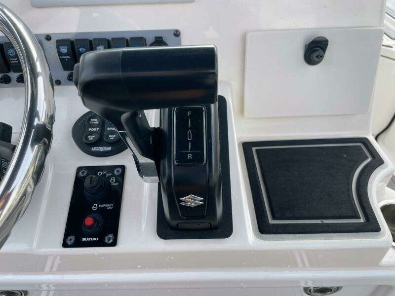 22ft Sea Born Yacht For Sale