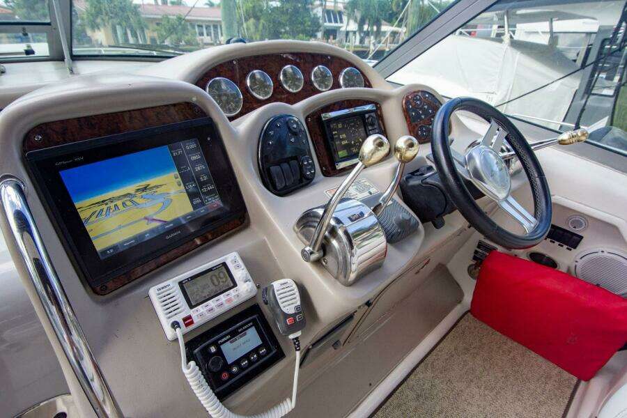 Nauti Yachty 38ft Sea Ray Yacht For Sale