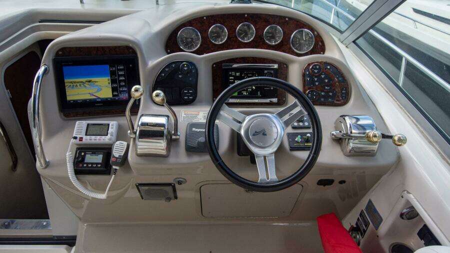 Nauti Yachty 38ft Sea Ray Yacht For Sale