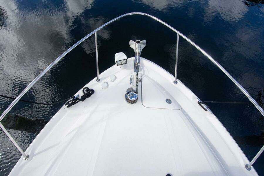 Nauti Yachty 38ft Sea Ray Yacht For Sale