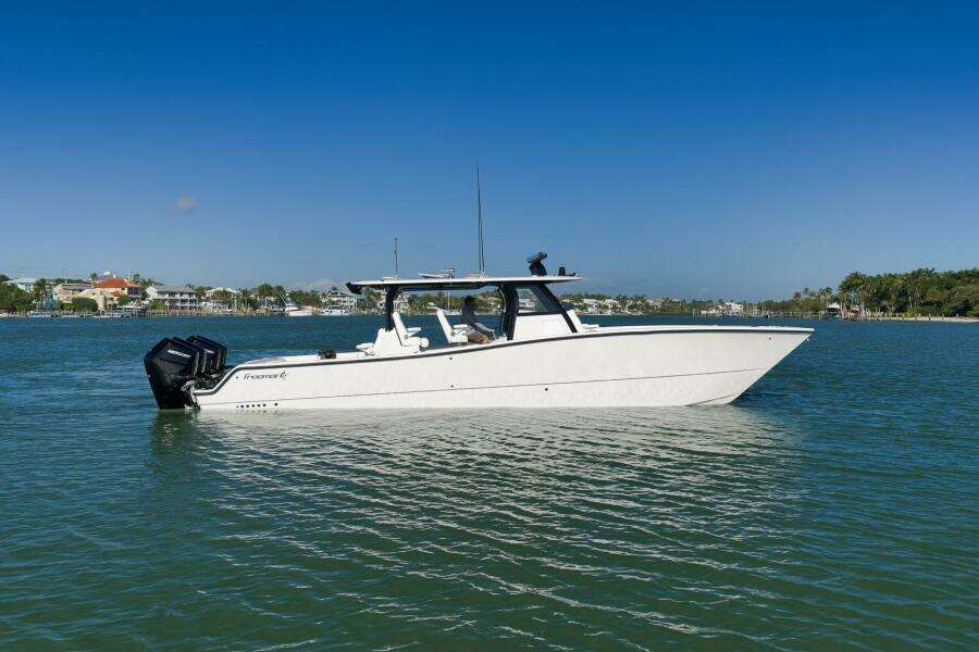 GULFSTREAMER 43ft Freeman Yacht For Sale