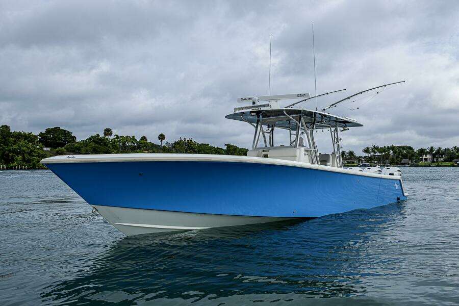 FISHY BUSINESS 39ft SeaVee Yacht For Sale