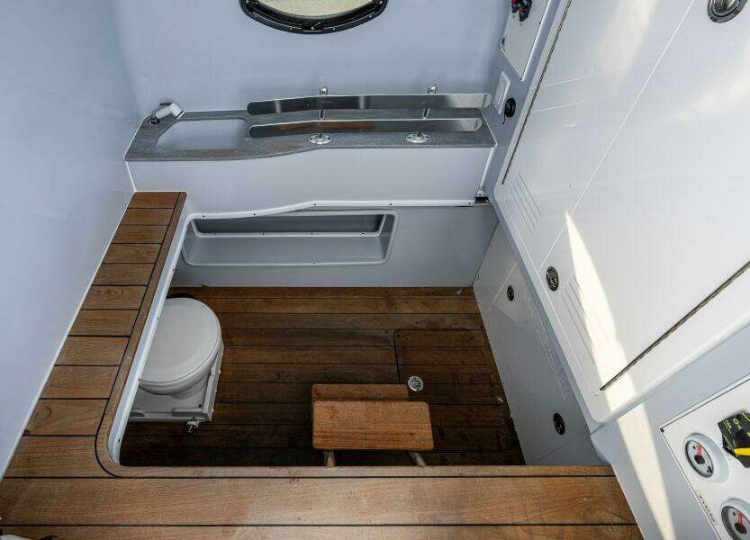 44ft Contender Yacht For Sale