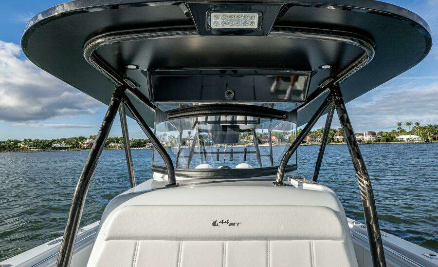 44ft Contender Yacht For Sale