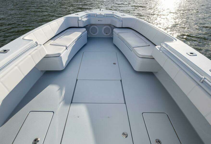 44ft Contender Yacht For Sale