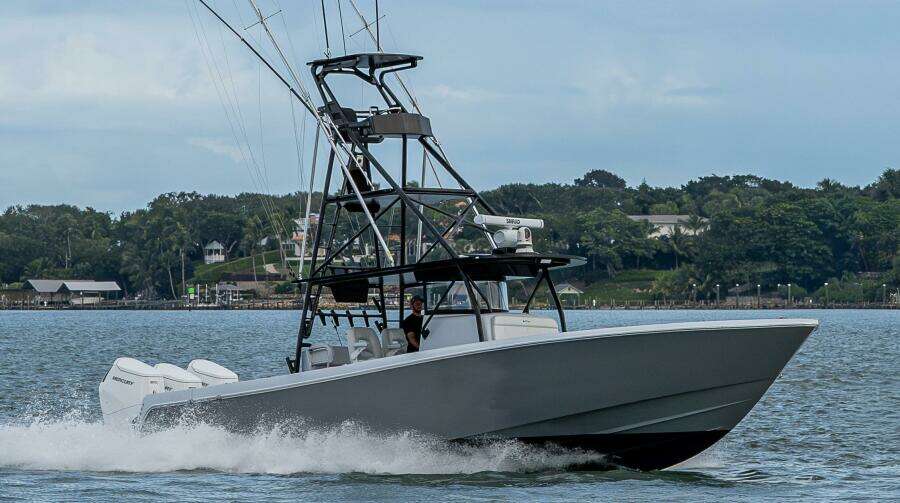 44ft Contender Yacht For Sale