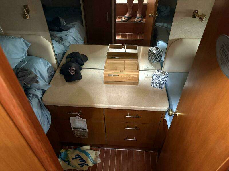 Andiamo 40ft Ocean Yacht For Sale