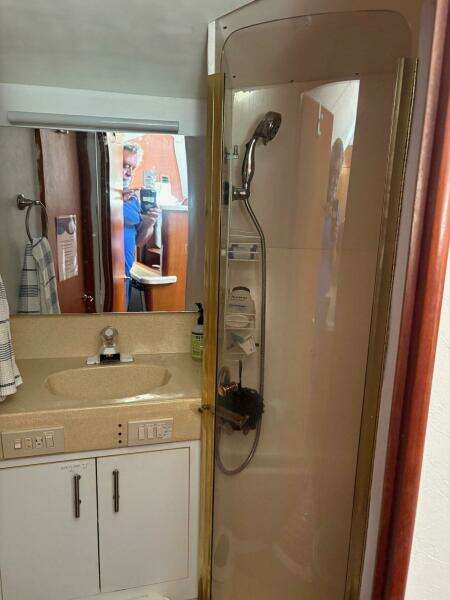 Andiamo 40ft Ocean Yacht For Sale