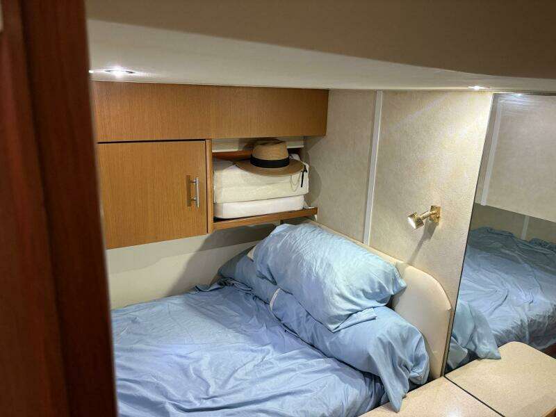 Andiamo 40ft Ocean Yacht For Sale