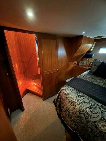 ISLAND GIRL 48ft Ocean Alexander Yacht For Sale