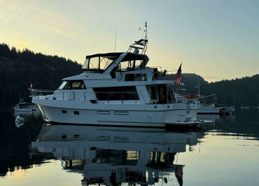 ISLAND GIRL 48ft Ocean Alexander Yacht For Sale