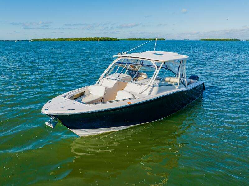 33ft Grady White Yacht For Sale