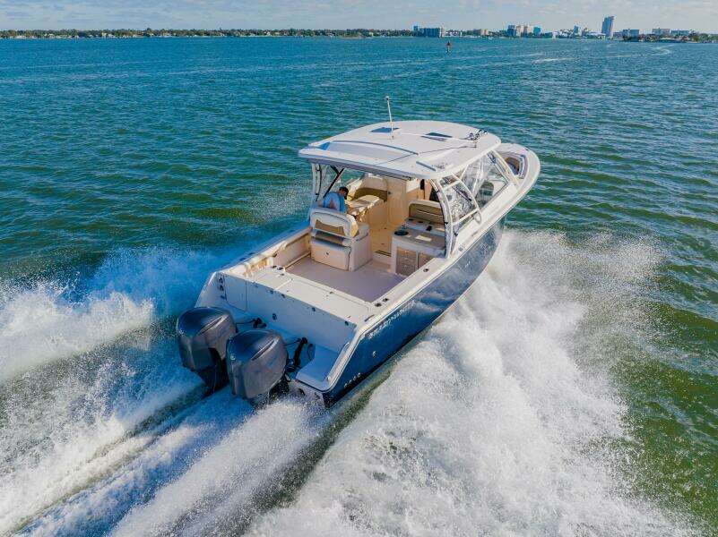 33ft Grady White Yacht For Sale