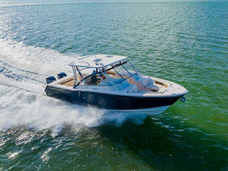 33ft Grady White Yacht For Sale