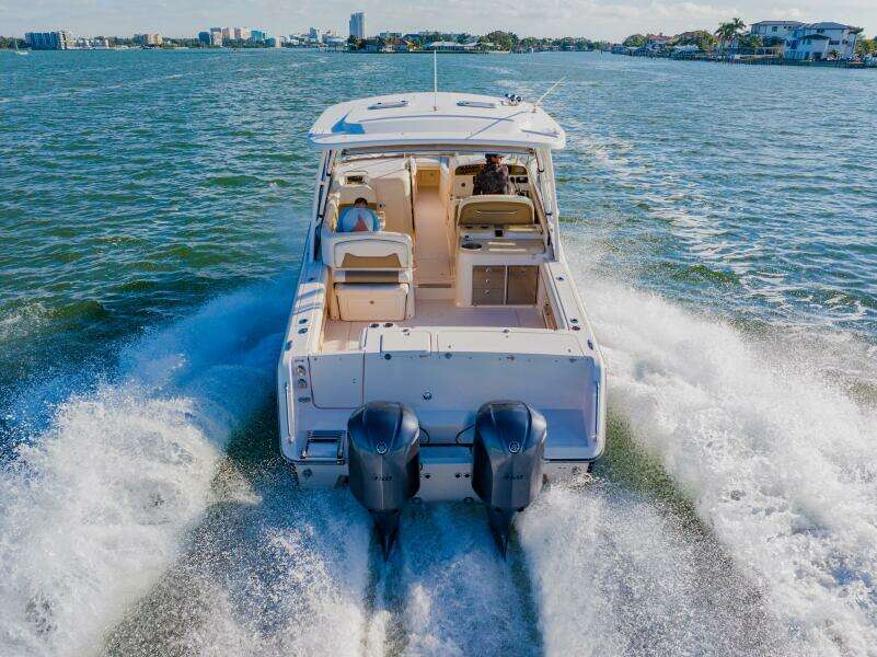 33ft Grady White Yacht For Sale