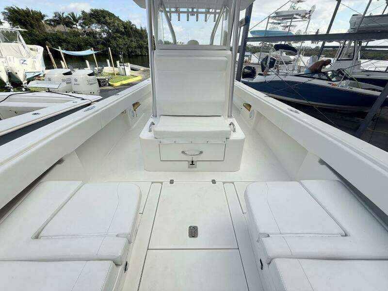 Bow & Forward Seating