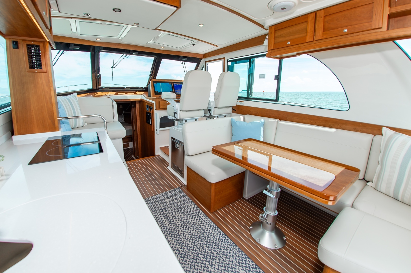 Back Cove 41 04