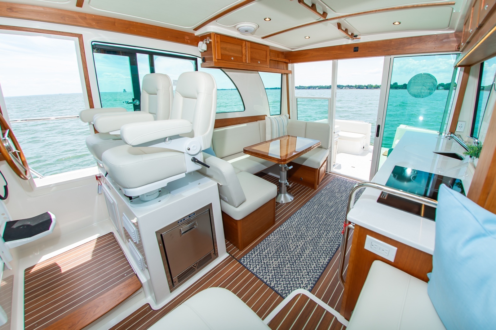 Back Cove 41 07
