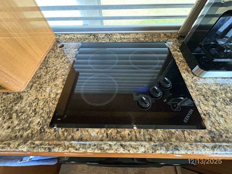 60' Jefferson galley cooktop