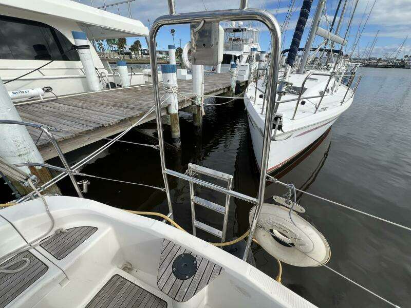 S V Margo 33ft Delphia Yacht For Sale