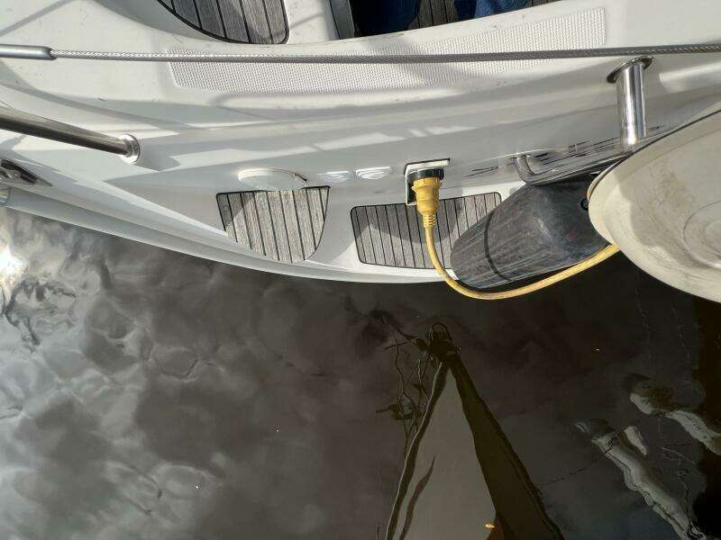 S V Margo 33ft Delphia Yacht For Sale