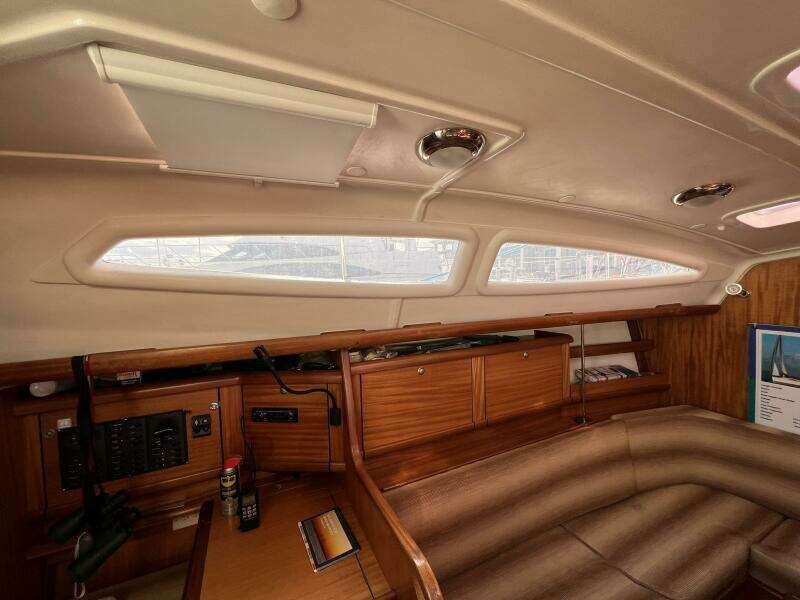 S V Margo 33ft Delphia Yacht For Sale