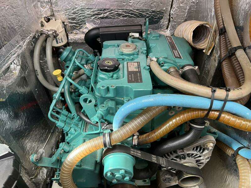 S V Margo 33ft Delphia Yacht For Sale