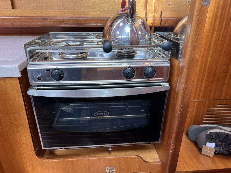 S V Margo 33ft Delphia Yacht For Sale