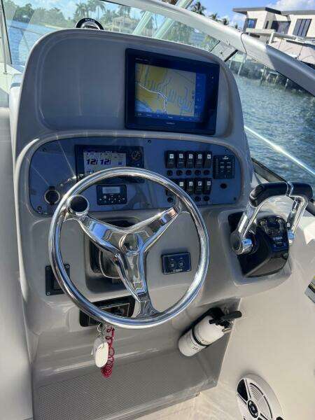 26ft Robalo Yacht For Sale