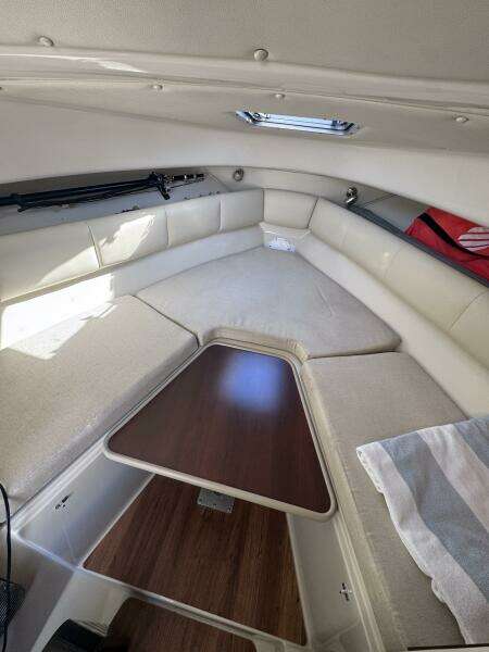 26ft Robalo Yacht For Sale