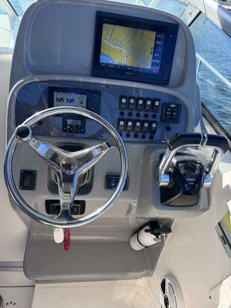 26ft Robalo Yacht For Sale