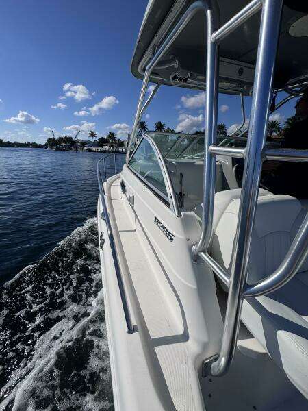 26ft Robalo Yacht For Sale