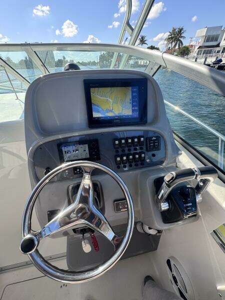 26ft Robalo Yacht For Sale