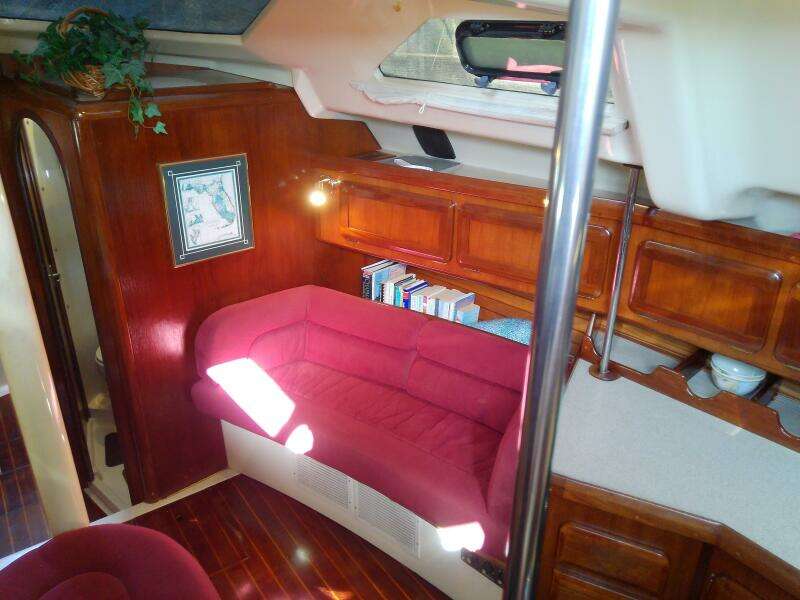 JerSea Girl  42ft Hunter Yacht For Sale