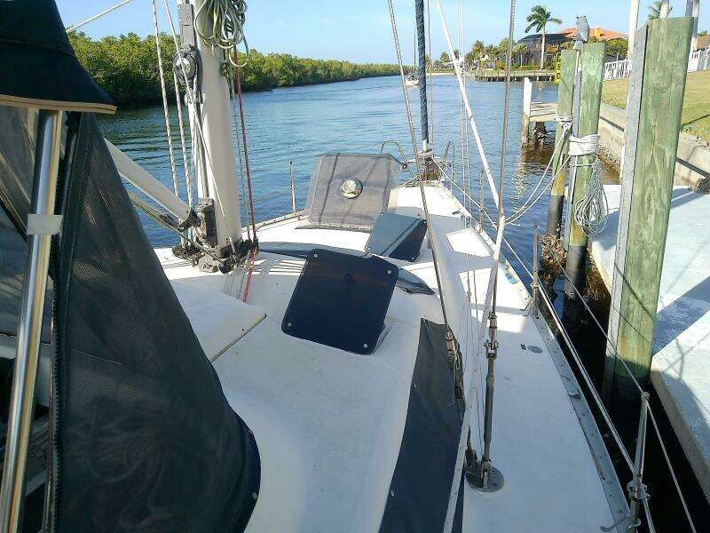 JerSea Girl  42ft Hunter Yacht For Sale