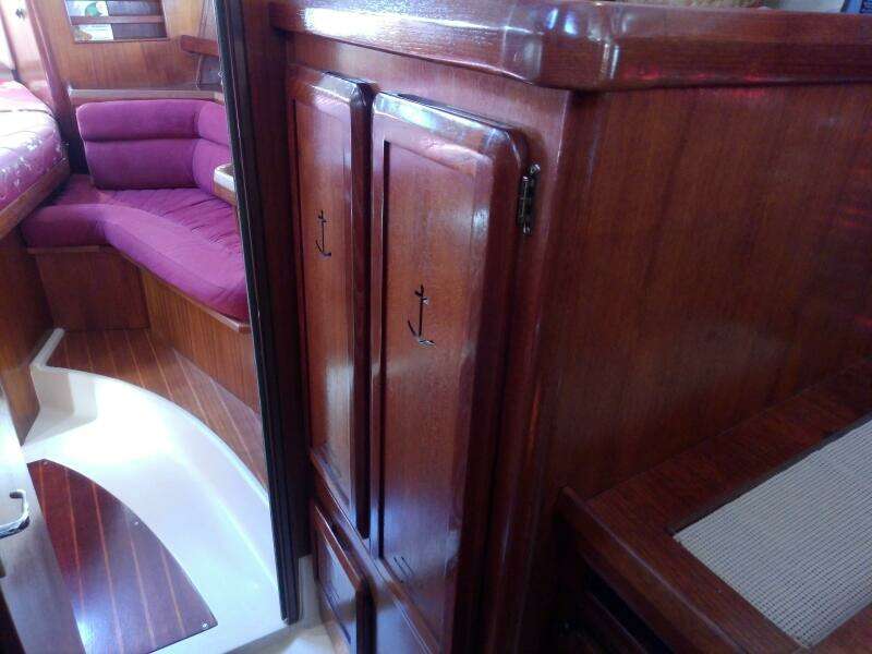 JerSea Girl  42ft Hunter Yacht For Sale