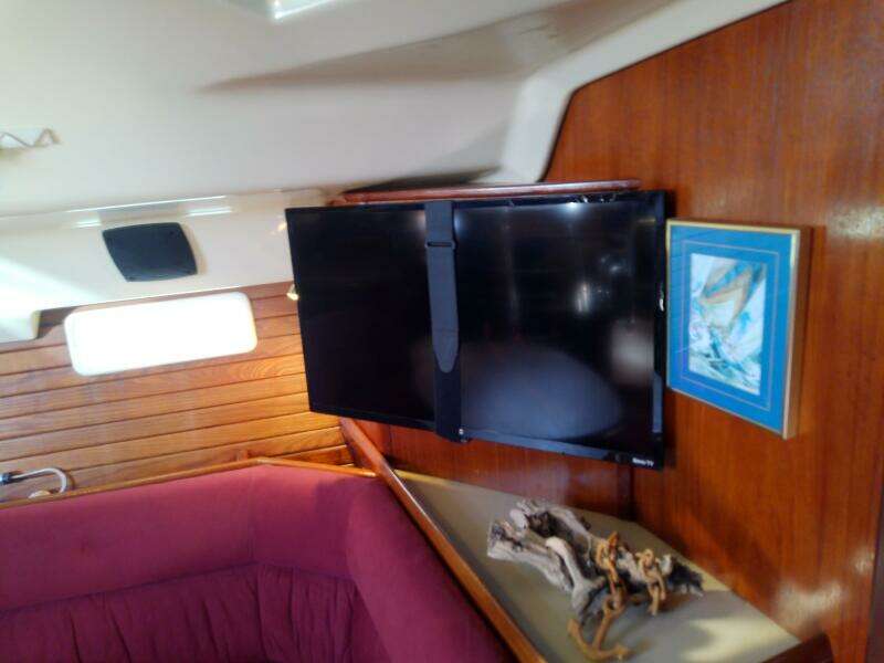 JerSea Girl  42ft Hunter Yacht For Sale