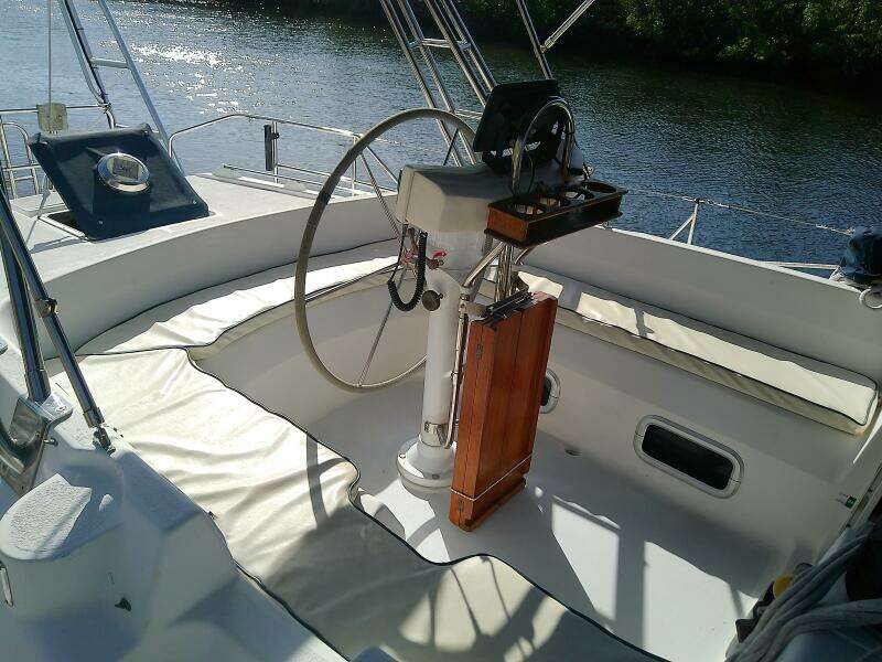 JerSea Girl  42ft Hunter Yacht For Sale