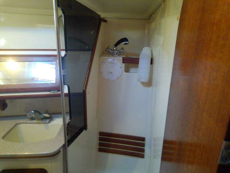 JerSea Girl  42ft Hunter Yacht For Sale