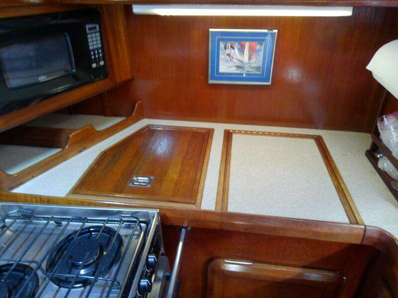 JerSea Girl  42ft Hunter Yacht For Sale