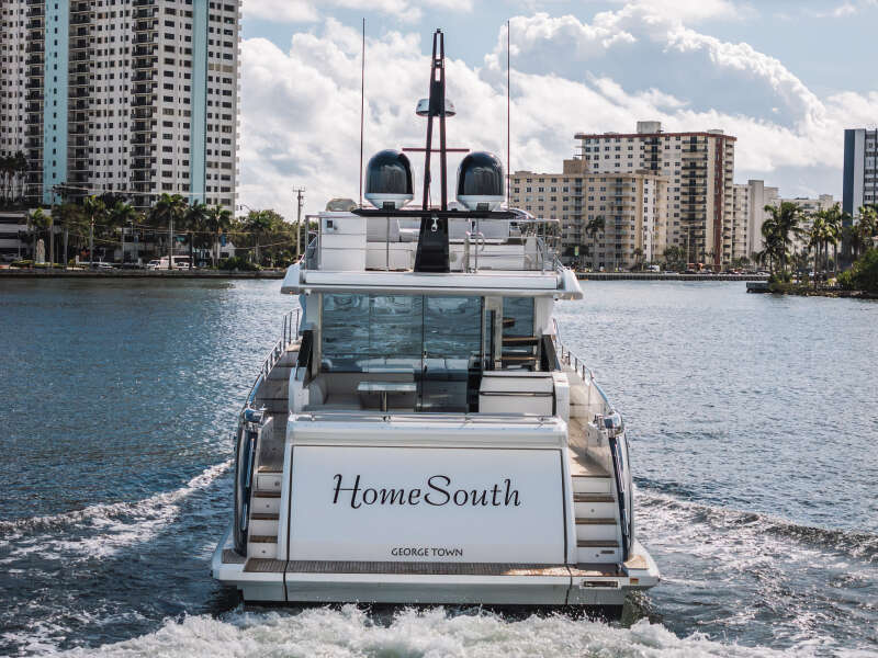 71ft Azimut Yacht For Sale